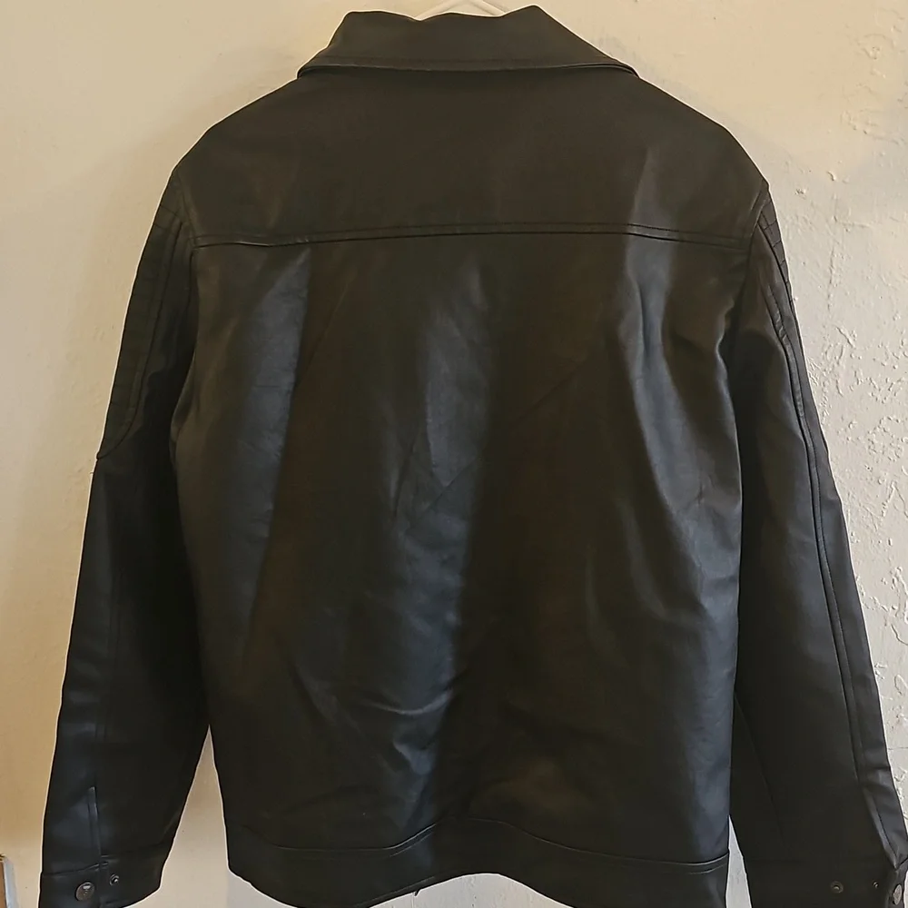 Men Leather Jacket - Picture 3 of 8